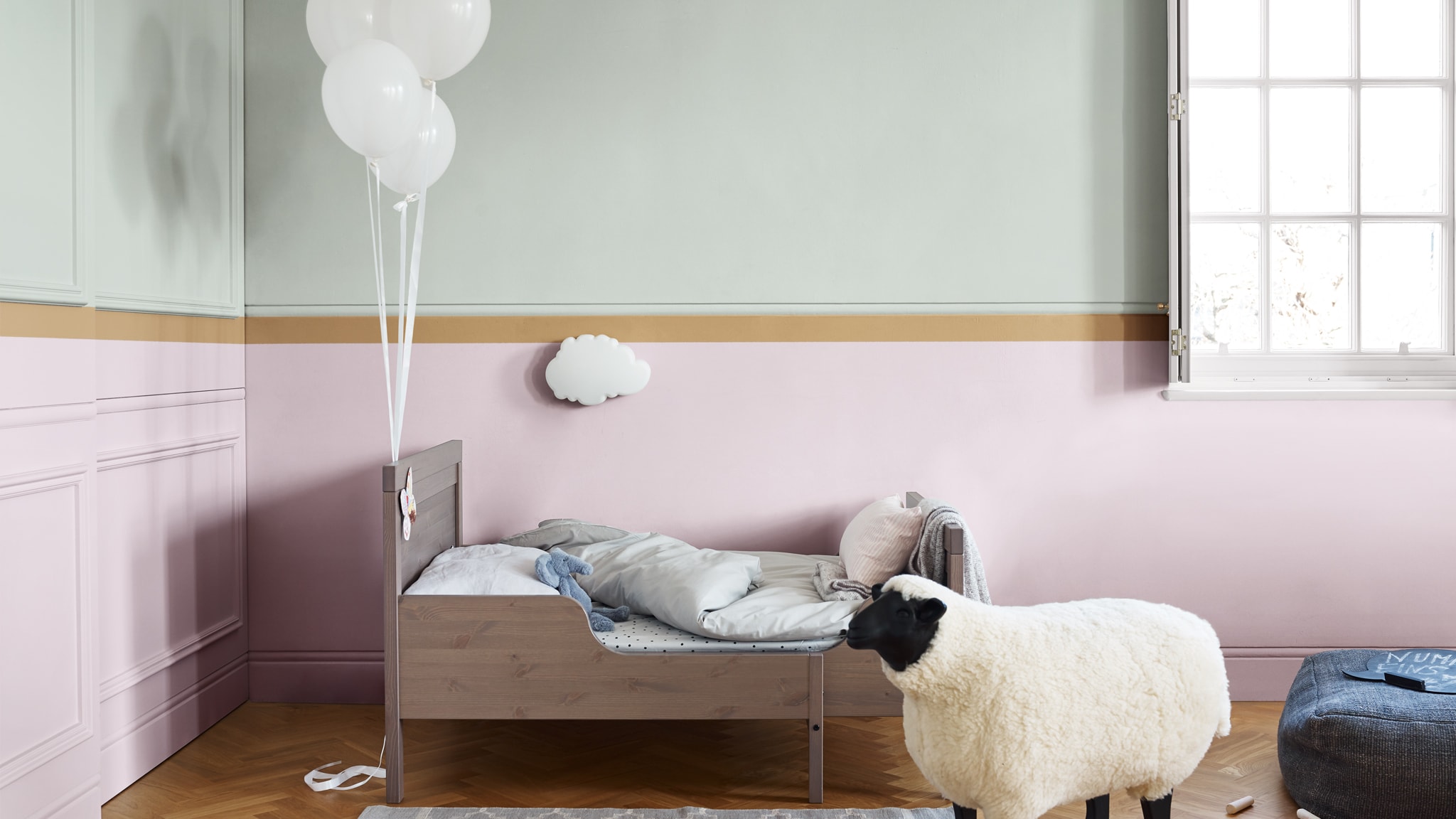 A calming kid’s bedroom Deco-Paints-Colour-Futures-Colour-of-the-Year-2019-A-place-to-dream-Kidsroom-Inspiration-07